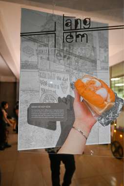 Relational City: The Construction of Space Through Food, Saigon > event/11-Hang_Hem_03_cqlgeGo.jpg